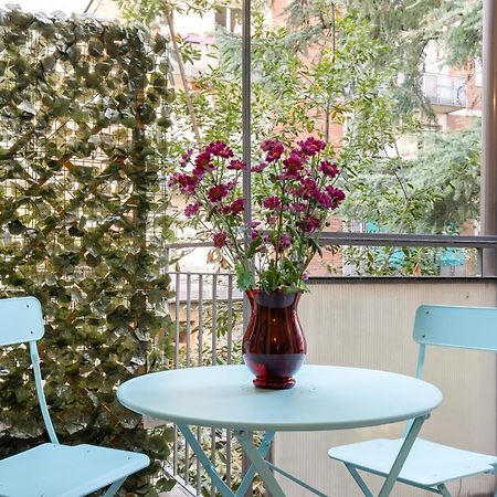 Giardini Margherita Monolocale Con Balcone Bolonya Dış mekan fotoğraf